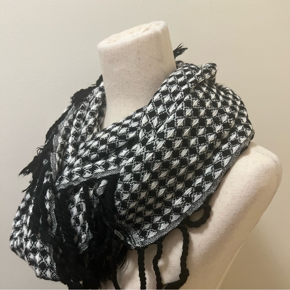 Infinity Scarf - Picture 4 of 4